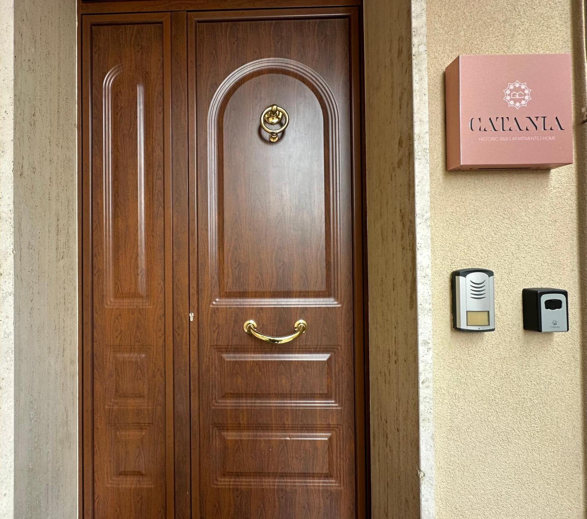 Historic B&B Apartments Home Chiaramonte Gulfi Exterior photo